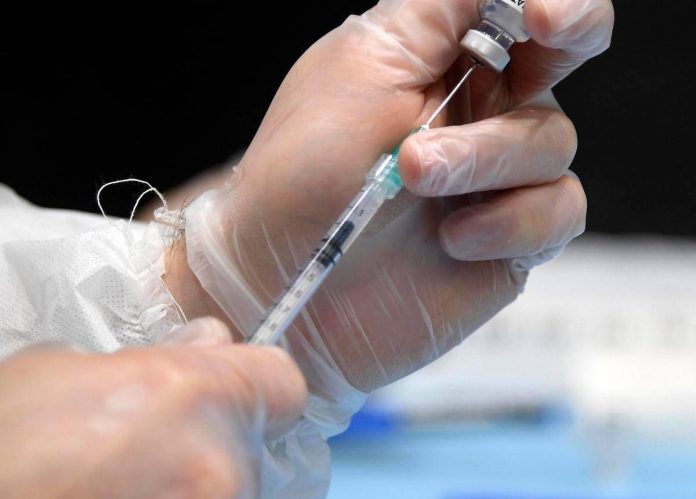 inaugurazione_del_nuovo_centro_vaccinale_cinecitta_