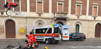 Scontro auto-bicicletta nel centro di Sabbioneta: 60enne ricoverato in ospedale