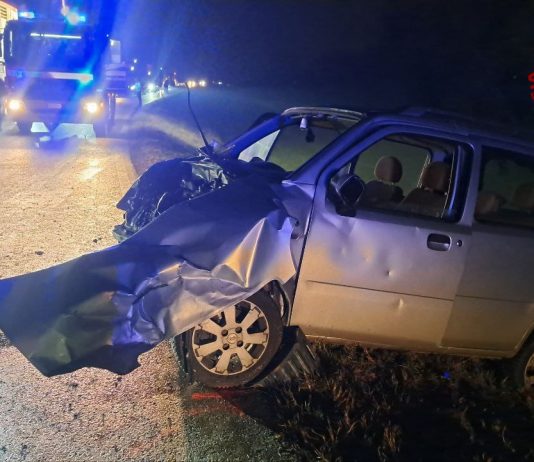 Frontale tra due auto a Squarzanella, due feriti in ospedale a Mantova