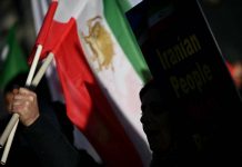 Iran, Trump vorrebbe “azione militare rapida e decisiva”. Comandante Pasdaran: “Pronti a rispondere”