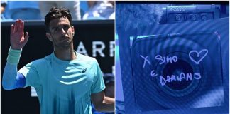 Australian Open, la commovente dedica di Musetti a coach Tartarini: “Per Simone e Damiano”