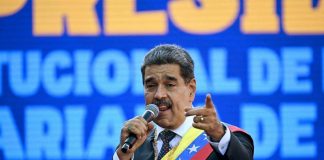 Venezuela, Maduro sente Trump: “Droga e petrolio, pronto a dialogo con Usa”