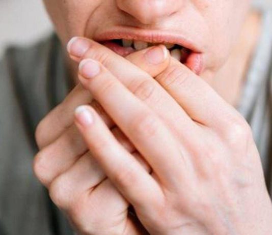 Da mangiarsi le unghie al ‘ghosting’, perché lo facciamo? “E’ sopravvivenza”