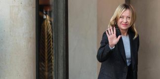 Ucraina, Palazzo Chigi: “Usa e Europa compatti, passi avanti su garanzie per Kiev”