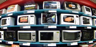 Forno a microonde, fa male alla salute? La verità sulle radiazioni