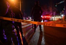 Minneapolis, nuove tensioni: agente spara e ferisce un immigrato durante controllo