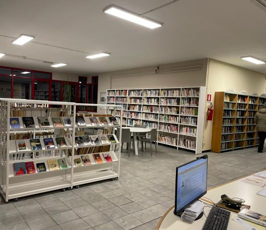 Asola, nuovo allestimento in biblioteca grazie al contributo regionale. Nasce l’aula degli universitari