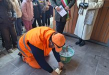 San Giorgio Bigarello ricorda le vittime della deportazione: posate tre nuove Pietre d’Inciampo