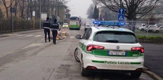 Provoca un incidente, fugge, viene trovata ubriaca ma si rimette alla guida: 50enne denunciata