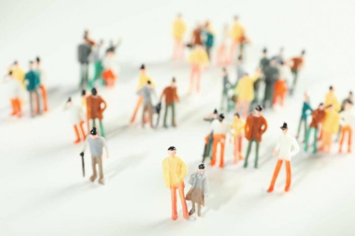 popolazione_gente_persone_pupazzetti_canva