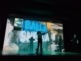 A S.Benedetto lo spettacolo “In Luce. Leggermente fuori fuoco”: l’AI diventa un personaggio teatrale