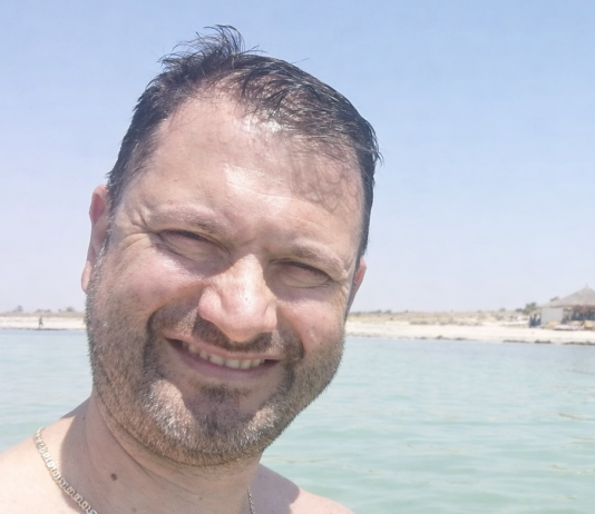 Scontro sulla Goitese, muore 50enne papà di due bimbi. Era volontario in parrocchia