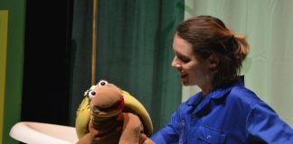 La famiglia Caccapuzza porta risate e fantasia al Teatro Italia di Moglia