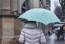 Allerta meteo rossa in Sardegna, arancione in Sicilia e Calabria: le regioni a rischio