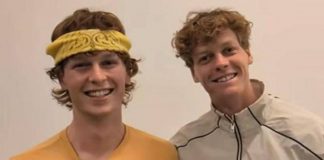 Sinner e l’incontro con il sosia (più o meno) agli Australian Open