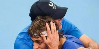 Australian Open, tennisti in crisi tra caldo e dolori. Bassetti: “Condizioni perfette per i virus”