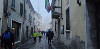 Cavriana, centinaia di partecipanti alla Strabiagio che ha aperto l’Antica Fiera