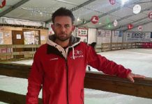 Il prof. aggredito: “Costola e mano fratturate. Giovani e famiglie sembrano fuori controllo”