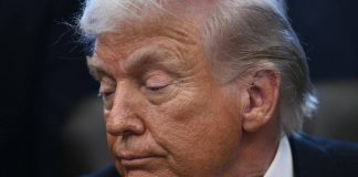 Trump: “Iran ha fermato uccisioni”. Attacco a Teheran rimane opzione