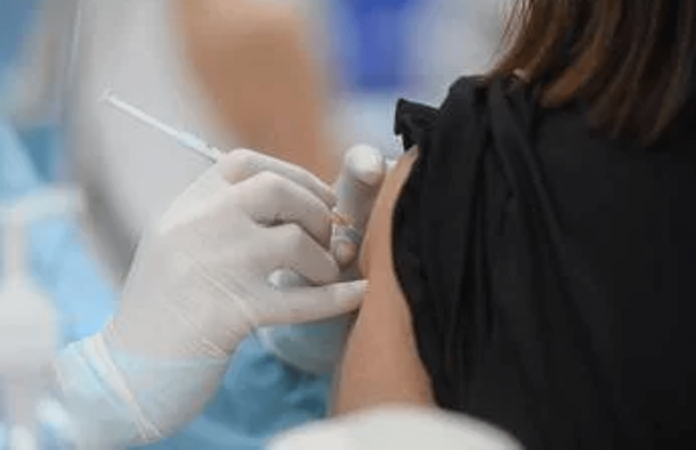 vaccinazione_vaccini_covid_siringa_fg_ipa