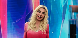 Valeria Marini, la truffa alla madre: “Grazie alla fede ne siamo uscite”