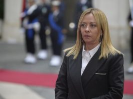 Premier Meloni in visita ad agenti feriti all’ospedale Molinette di Torino