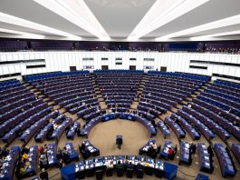 Via libera dal Parlamento Europeo al prestito da 90 miliardi all’Ucraina