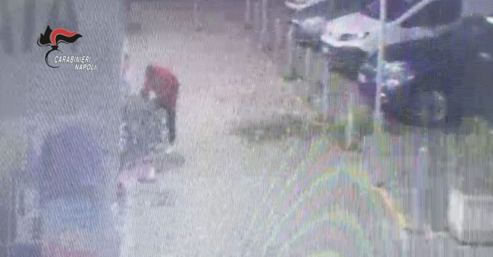 Tentato rapimento bambino supermercato