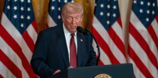 Dazi, Trump “Da Corte Suprema sentenza stupida e ridicola, mi ha dato più forza”