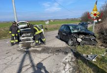 Scontro frontale in via Pozzolengo a Cavriana: feriti un 56enne e un 51enne