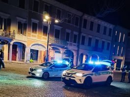 Suzzara, stretta contro l’abuso di alcol: divieti in centro, nei parchi e alla stazione