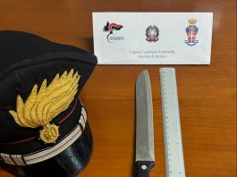 Suzzara: 72enne minaccia col coltello un coetaneo, padre della compagna. Denunciato
