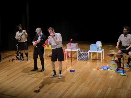 Toyboys al Bibiena: giocattoli, comicità e musica per tutta la famiglia con Madama DoRe