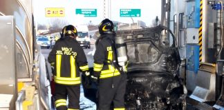 Casello A22 di Pegognaga chiuso per auto in fiamme: traffico in tilt nelle strade vicine