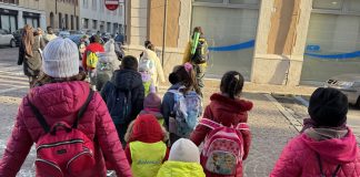 Marcia dei Bruchi, gli studenti del Redentore portano un messaggio di pace in città