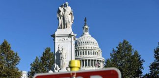 Usa, repubblicani a caccia di voti alla Camera per fermare lo shutdown