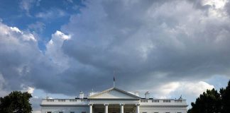 Trump giovedì abrogherà legge Obama su clima e riduzione emissioni