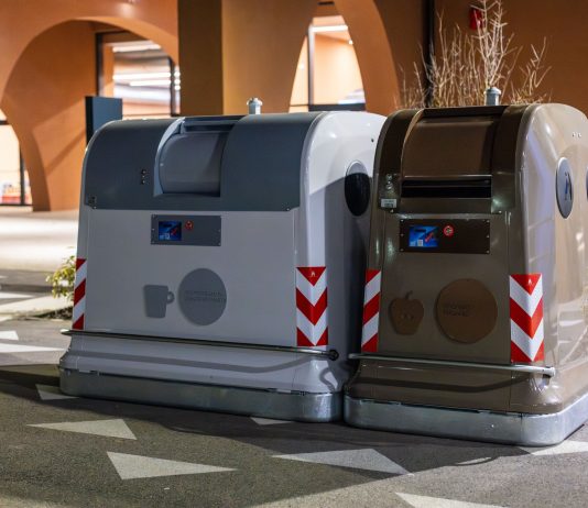 Lunetta e Ponte Rosso, via alla nuova raccolta differenziata con i contenitori intelligenti