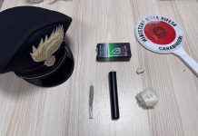 Viadana, 20enne fermato dai Carabinieri con 111 grammi di hashish: denunciato per spaccio