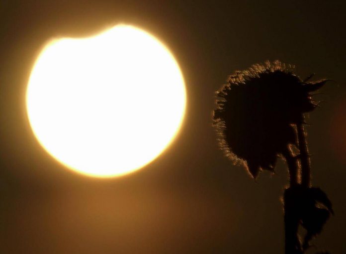 eclissi_solare_parziale_ipa