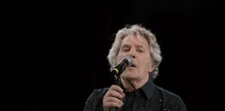 Sanremo 2026, Fausto Leali riceve il ‘premio alla carriera’: 60 anni di musica