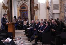 Tlc: ogni euro investito in fibra ottica genera 4,4 euro di pil