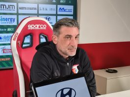 Arriva il Bari, Modesto non si nasconde: “sarà una partita tosta, ma servono punti”