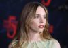 Maya Hawke si è sposata, alla cerimonia i colleghi di ‘Stranger Things’ – Le immagini