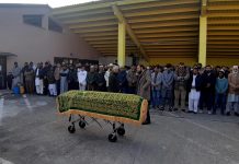 Suzzara dà l’estremo saluto a Moshin Siddiqui: rito islamico e cordoglio della comunità