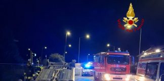 Castelbelforte, auto si ribalta in via Cavour, 60enne portata in ospedale
