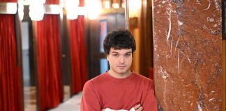 Sanremo 2026, Leo Gassmann chi è: gli esordi, il vero cognome, il gesto eroico