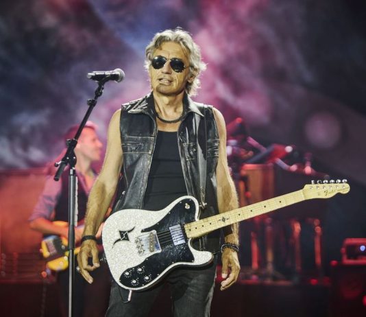 Ligabue l’8 ottobre al Palaunical di Mantova con “La notte di Certe Notti”