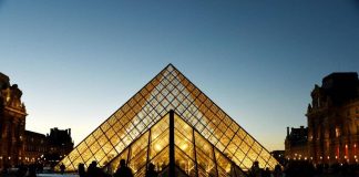 Louvre, presidente della Reggia di Versailles sarà il nuovo direttore