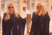 Mara Venier verso Sanremo, è polemica: “Vai con aereo privato coi nostri soldi”. E lei replica